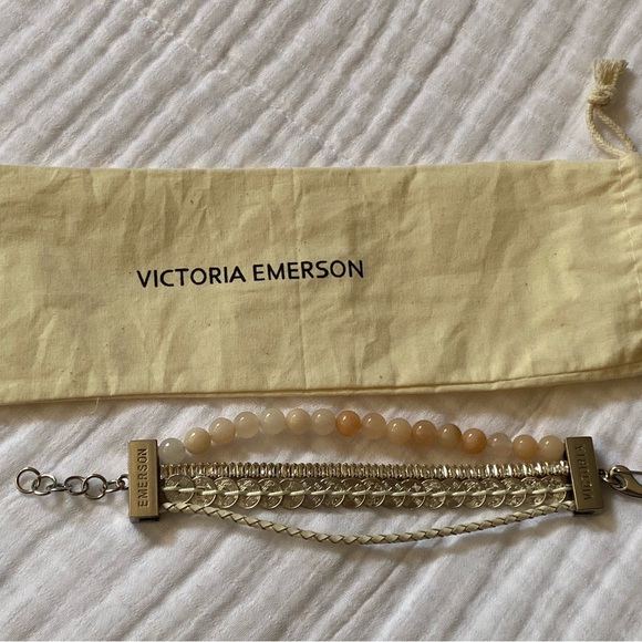 Victoria Emerson Bracelet BNWOT - Picture 3 of 6